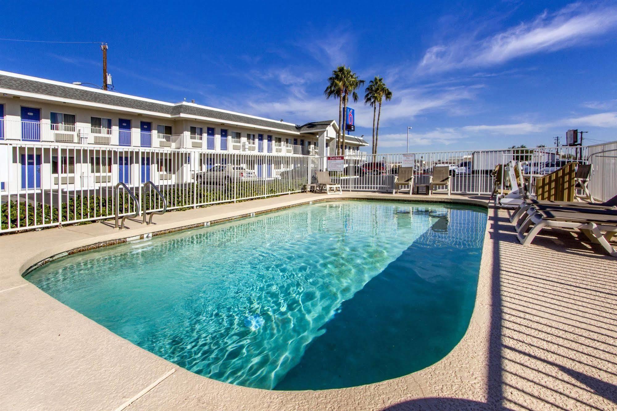 Motel 6-Phoenix, Az - Airport - 24Th Street Bagian luar foto