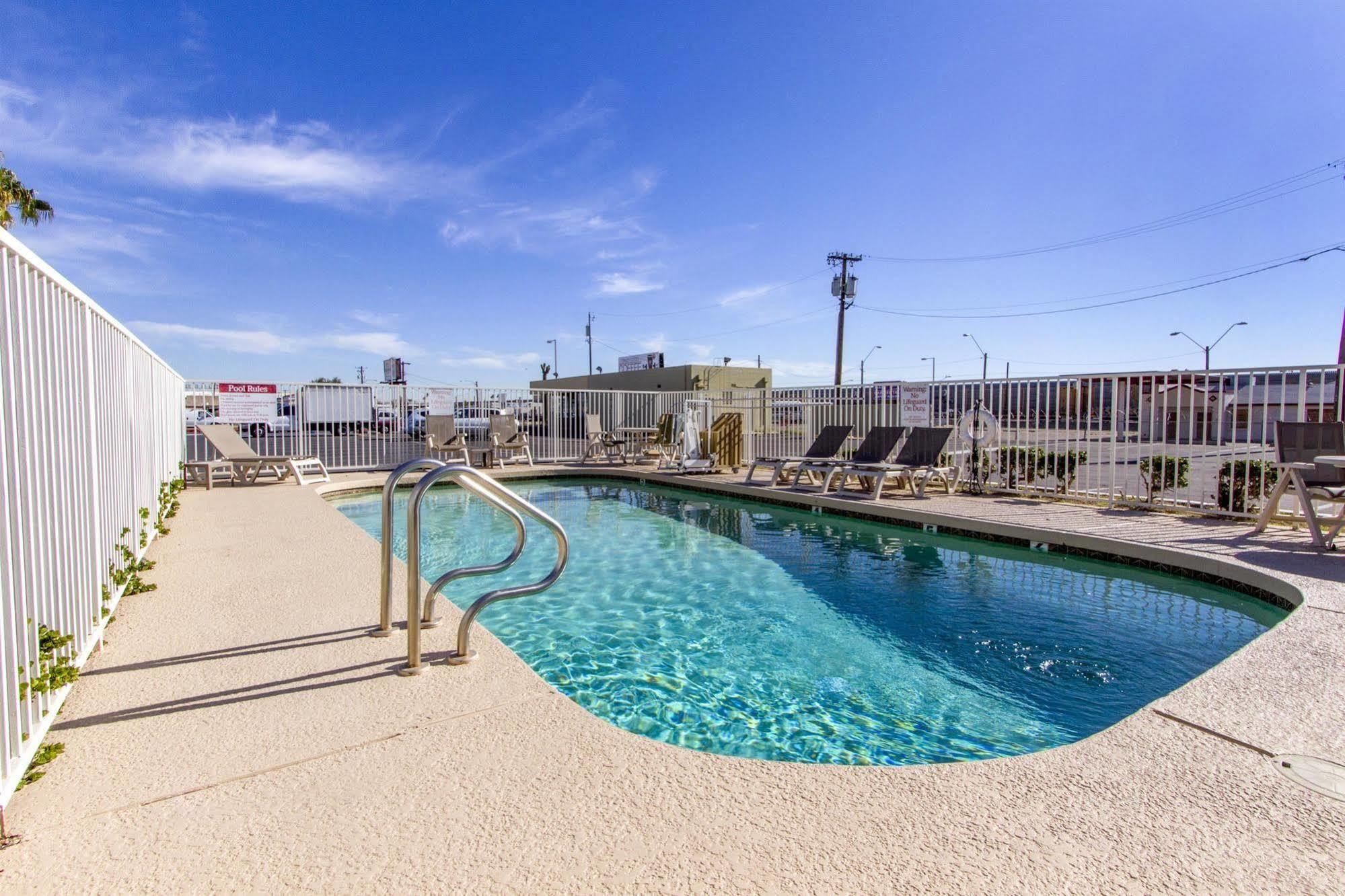 Motel 6-Phoenix, Az - Airport - 24Th Street Bagian luar foto