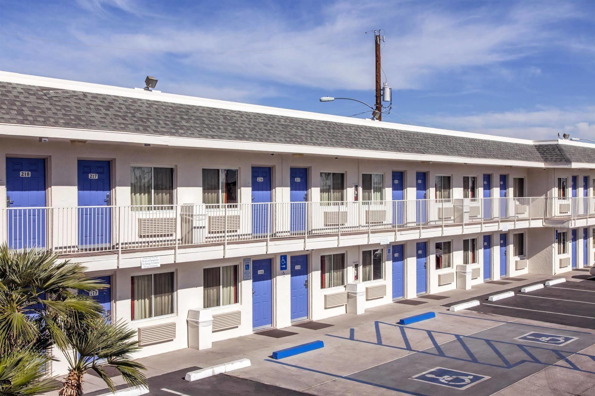 Motel 6-Phoenix, Az - Airport - 24Th Street Bagian luar foto